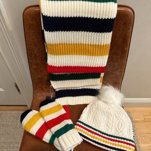 Hat scarf mitten set HBC Stripes adult size